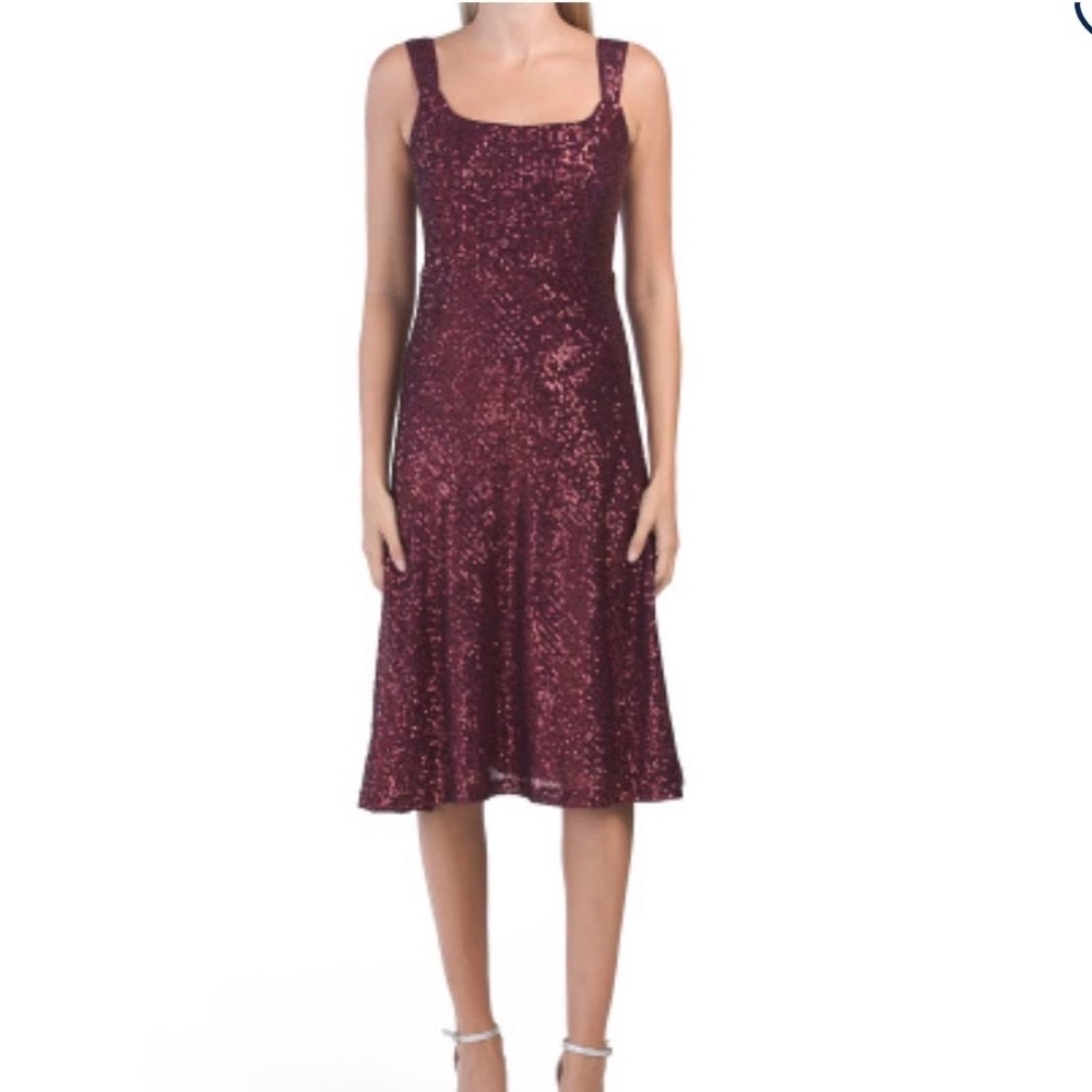 Gorgeous sequins dress
